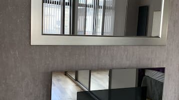 Apartment, Ensuite | Interior