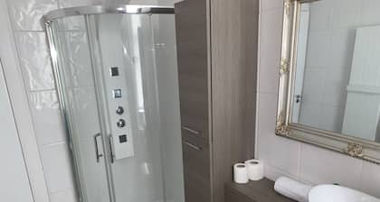Village Tavern Apartment
