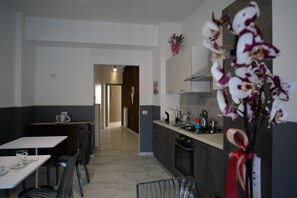 Desayuno continental gratuito y diario