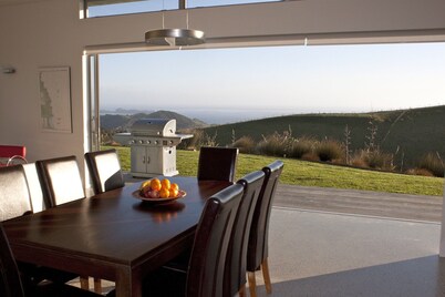 The Perfect Degree - Sandy Bay Holiday Home
