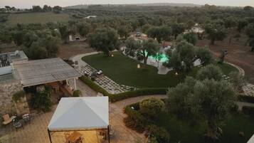 Enceinte de lâhĂ©bergement