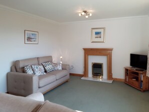 TV - 2 bedroom accommodation in North Ballachulish, near Glencoe (North Ballachulish, near Glencoe)