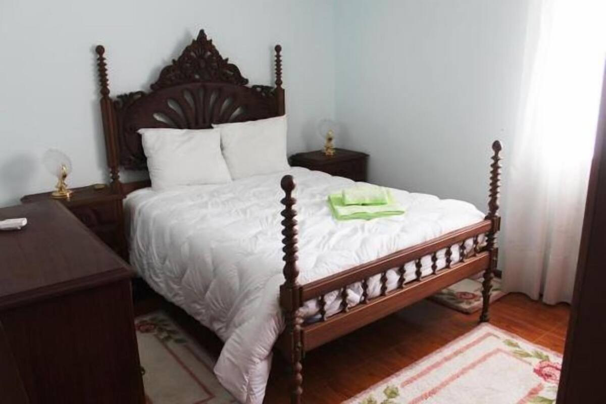 Double Room, Shared Bathroom | WiFi (free)