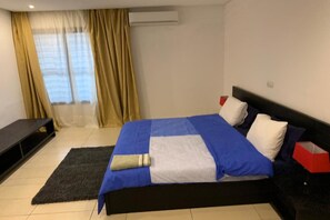 Deluxe Villa | 2 bedrooms, desk, blackout drapes, iron/ironing board - Guest House 3 T3 (Abidjan)