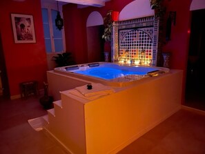 Sauna, boblebad, dampbad, kropsbehandlinger