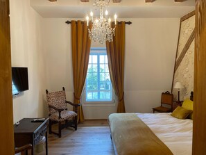 디럭스 트윈룸 | 고급 침구, 미니바, 객실 내 금고, 각각 다른 스타일의 인테리어