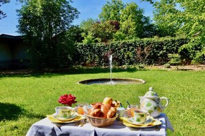 Suite (Louis Rivier) | Premium-sengetøj, minibar, pengeskab på værelset, individuelt design