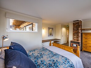 4 dormitoris, planxa i posts de planxar i wifi 