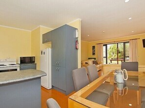 Interior - Castleview Getaway Matarangi - Matarangi Home (Matarangi)