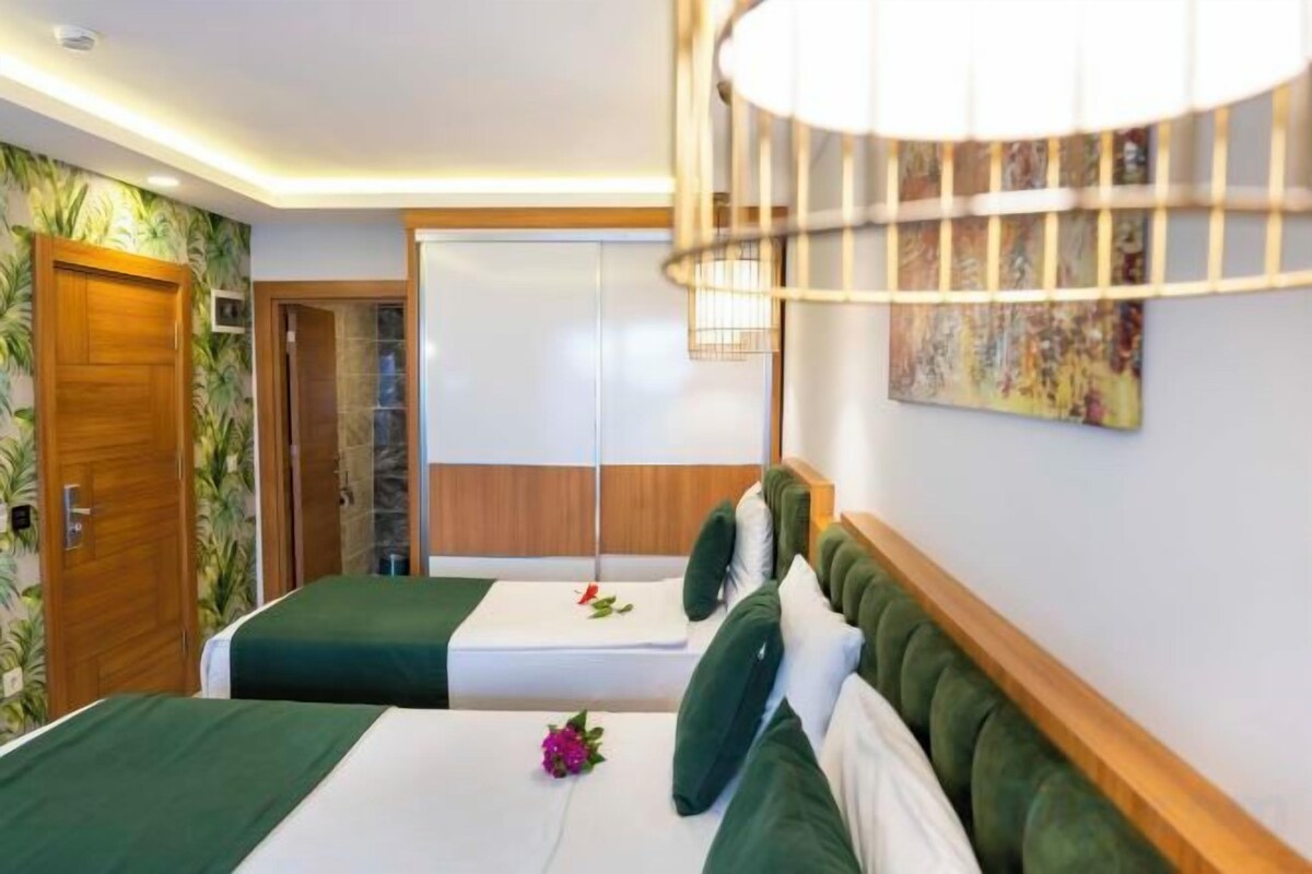 Minibar, in-room safe, desk, blackout curtains