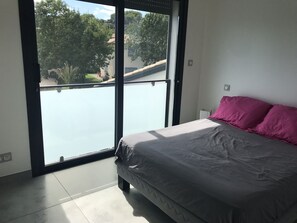 4 chambres, fer et planche Ă repasser, Wi-Fi gratuit, draps fournis