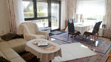 Nhà | Khu phòng khách | TV LED