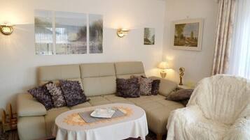 Nhà | Khu phòng khách | TV LED