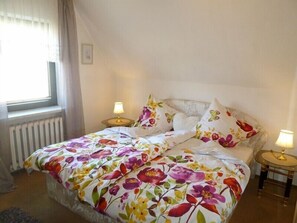 House | Individually decorated, individually furnished, cribs/infant beds - Ferienhaus Dünengras (Koserow)