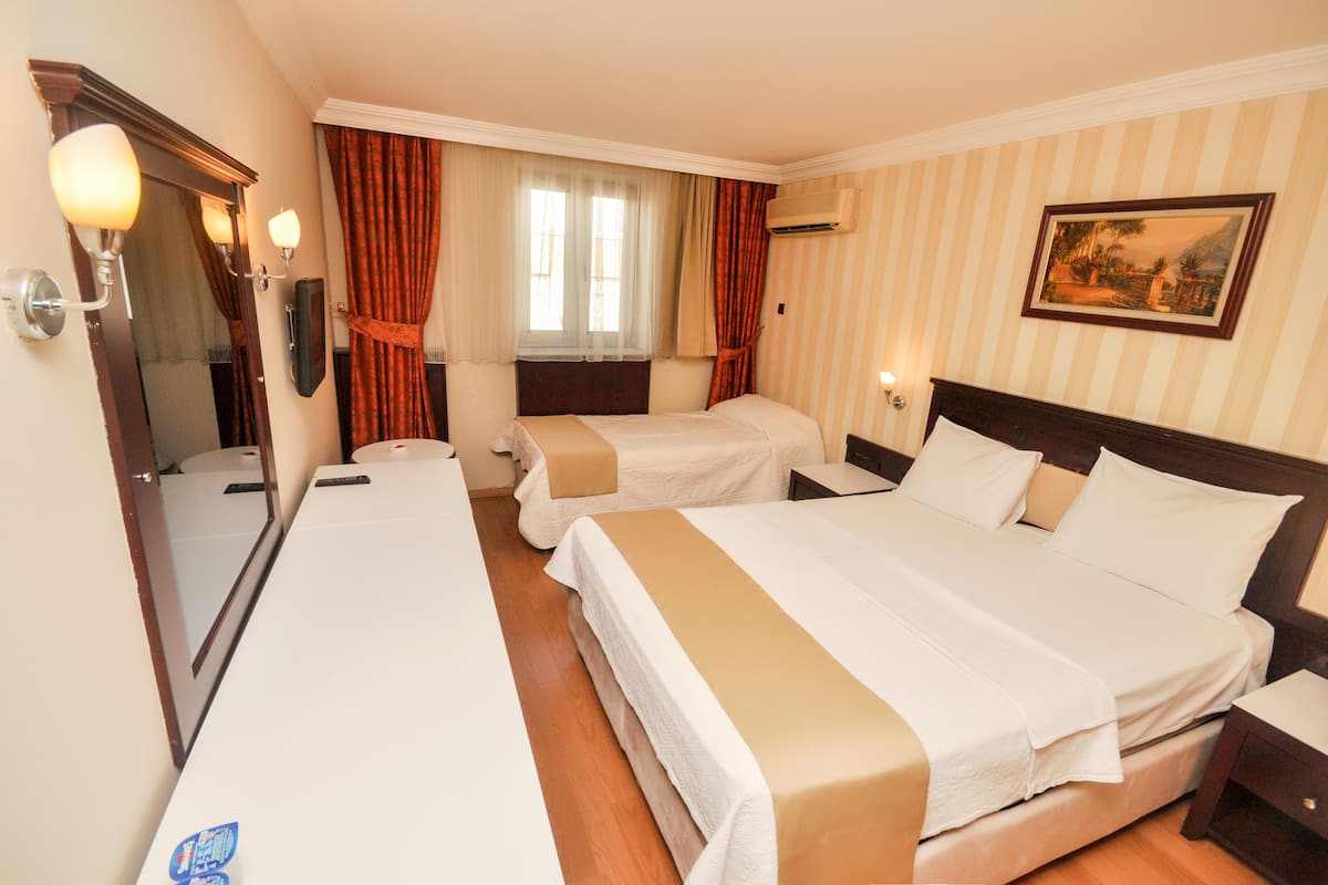 Minibar, soundproofing, free WiFi, bed sheets