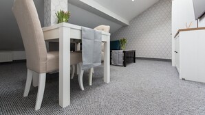 Ảnh chưa phân loại, 4 trong số 38 ảnh, nút