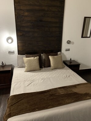 Comfort-rum | 1 sovrum, allergitestade sängkläder, duntäcken och memory foam-madrasser