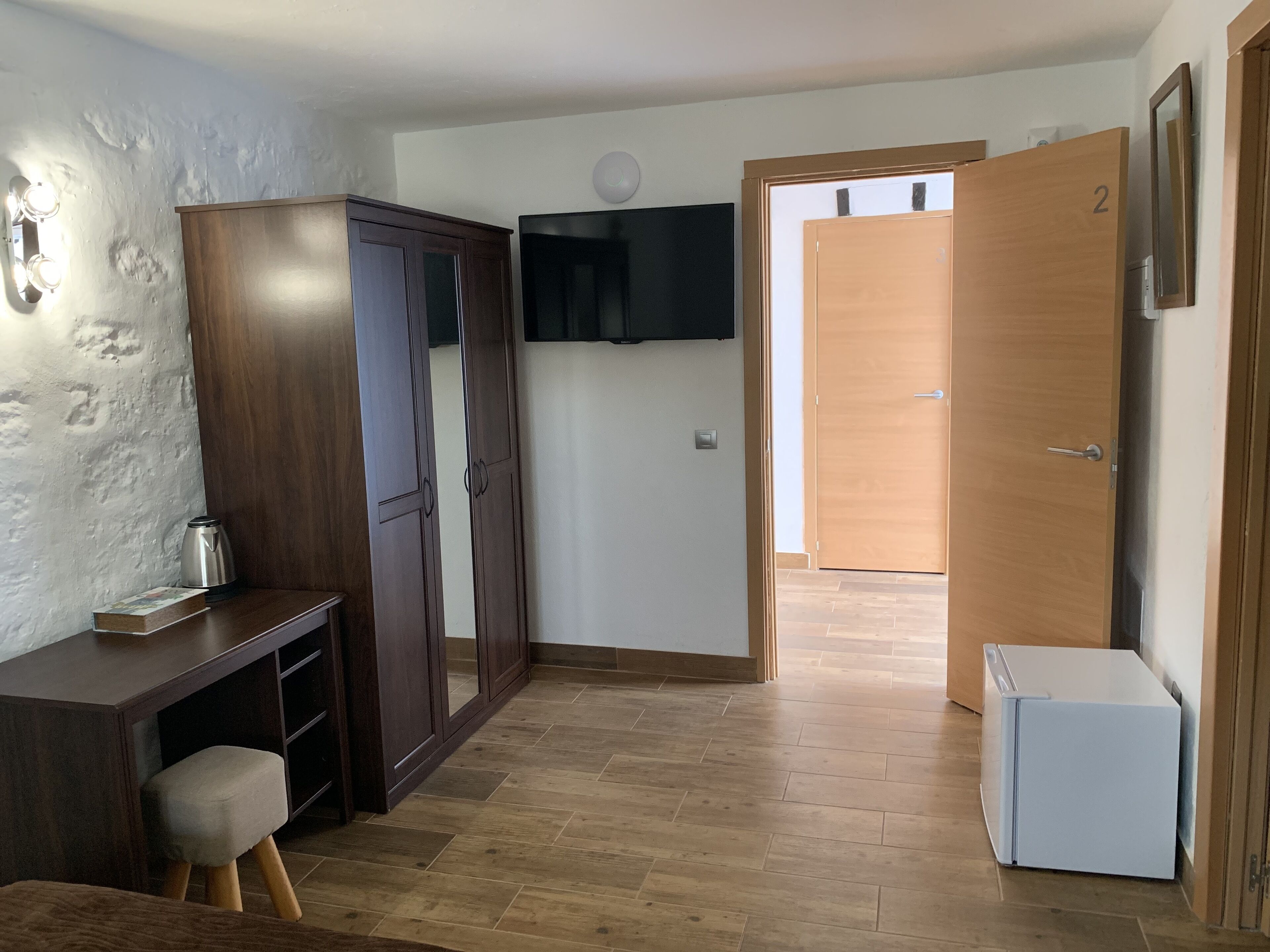 1 bedroom, hypo-allergenic bedding, down duvets, memory-foam beds