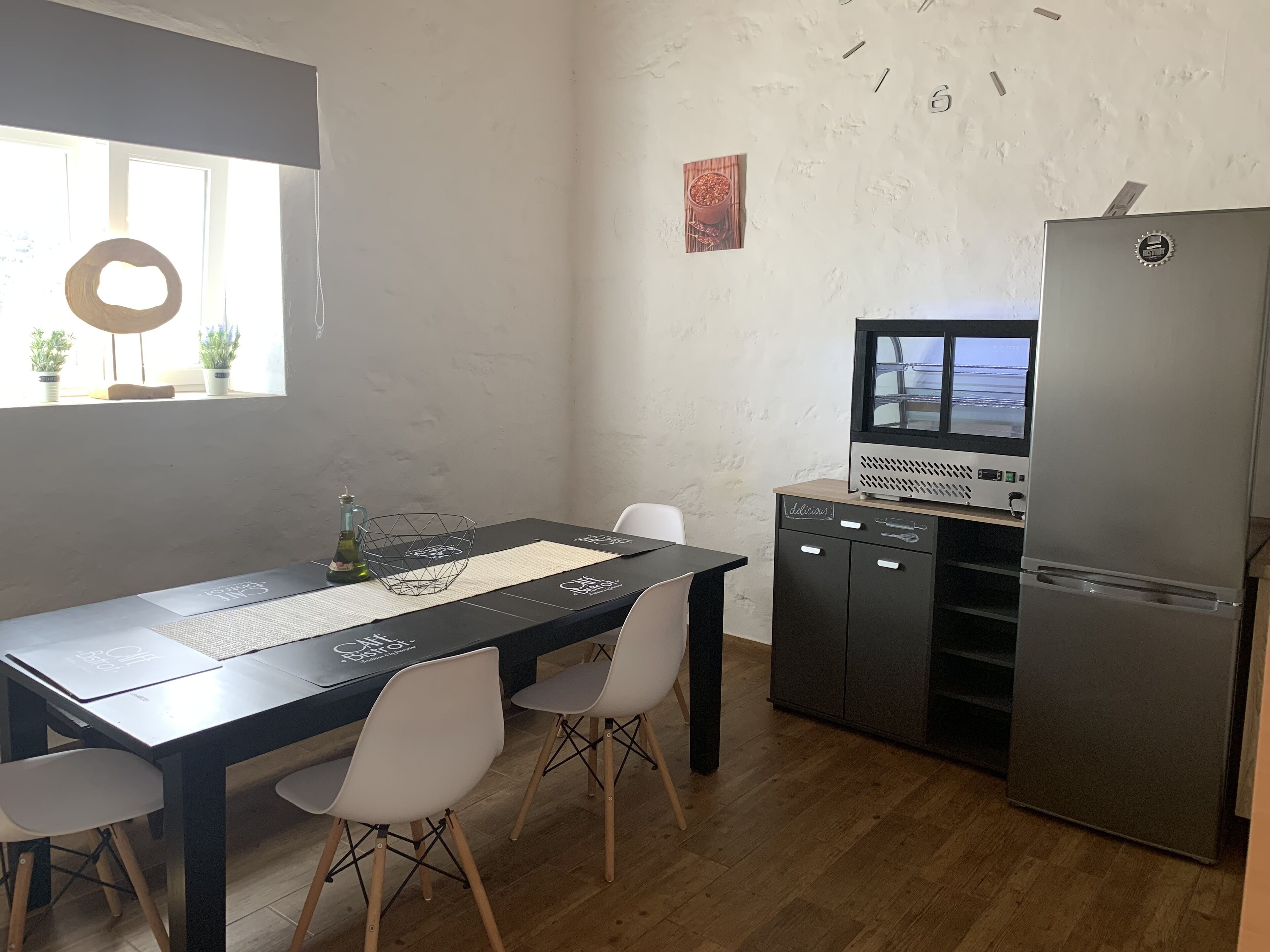 electric kettle, high chair