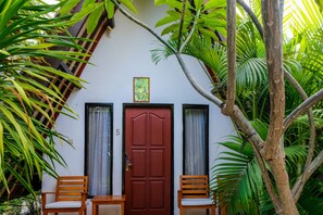 Exterior - OYO 997 Ocean 2 Bungalows (Gili Trawangan)