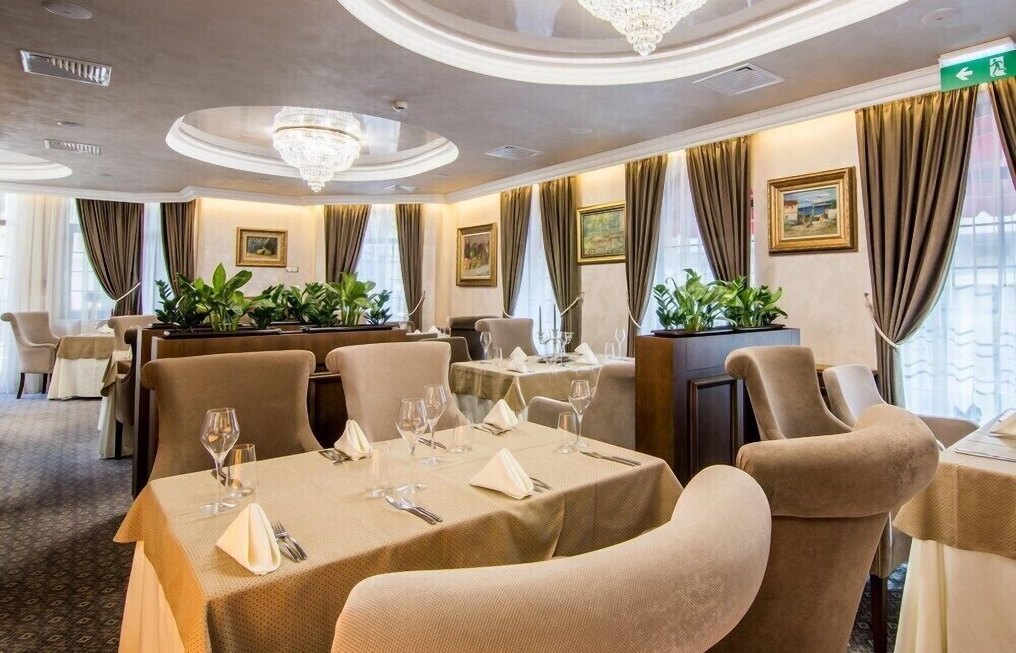 فنادق بتصنيف نجوم (3)