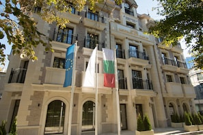 Fachada de la propiedad