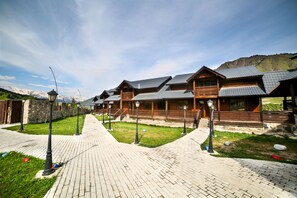 Exterior - Hotel Banguriani (Mestia)