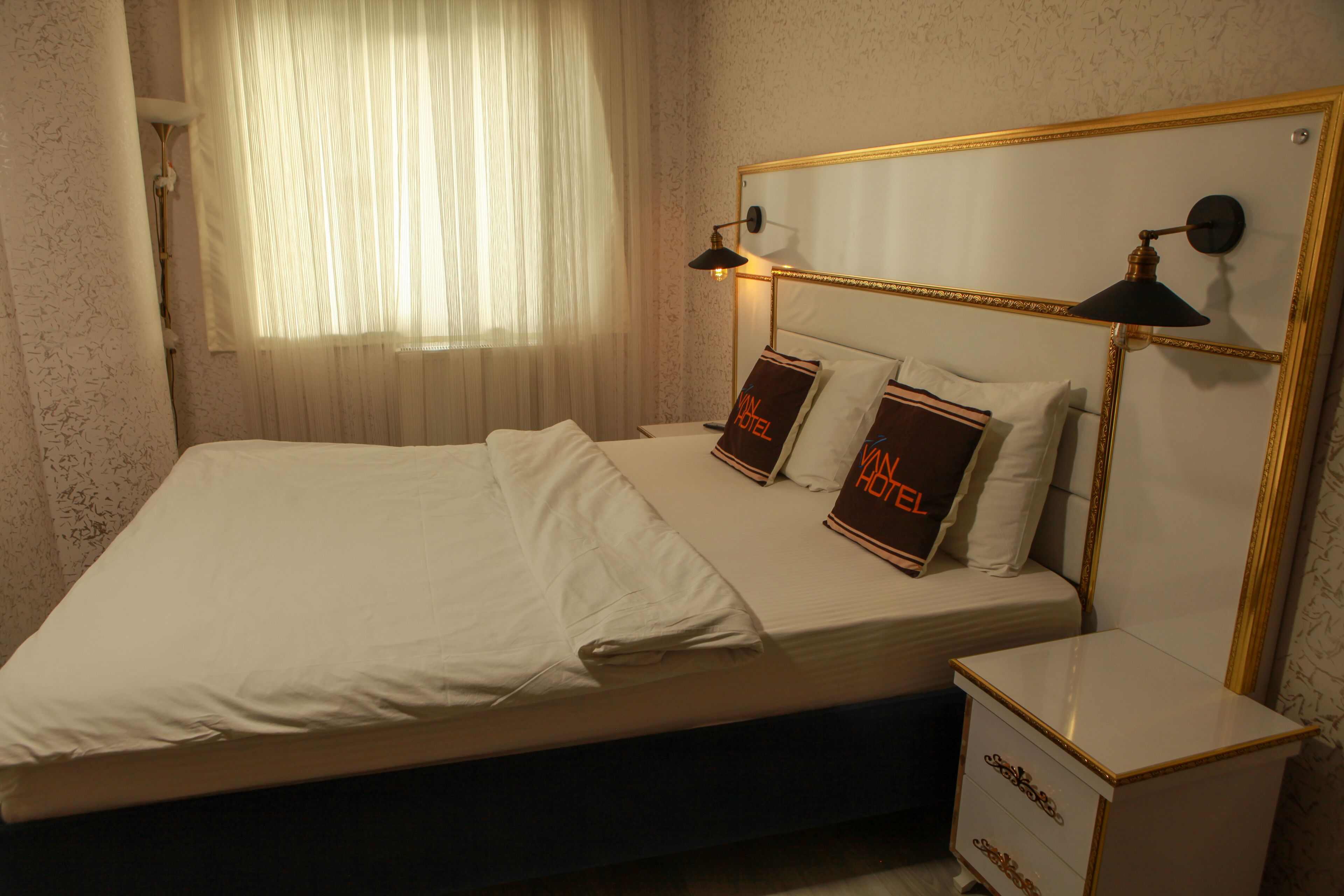 suite, city view | in-room safe, desk, free wifi