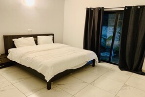 Classic Villa | 3 bedrooms, premium bedding, desk, blackout curtains - Residence Jojo T4 (Abidjan)