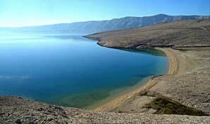 ใกล้ชายหาด