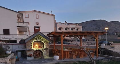 Apartments Dalmatinka Metajna Novalja