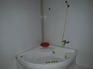 Chambre Présidentielle | Baignoire à jets