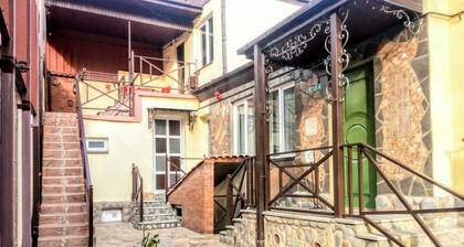 Apartment on Atskuri Str