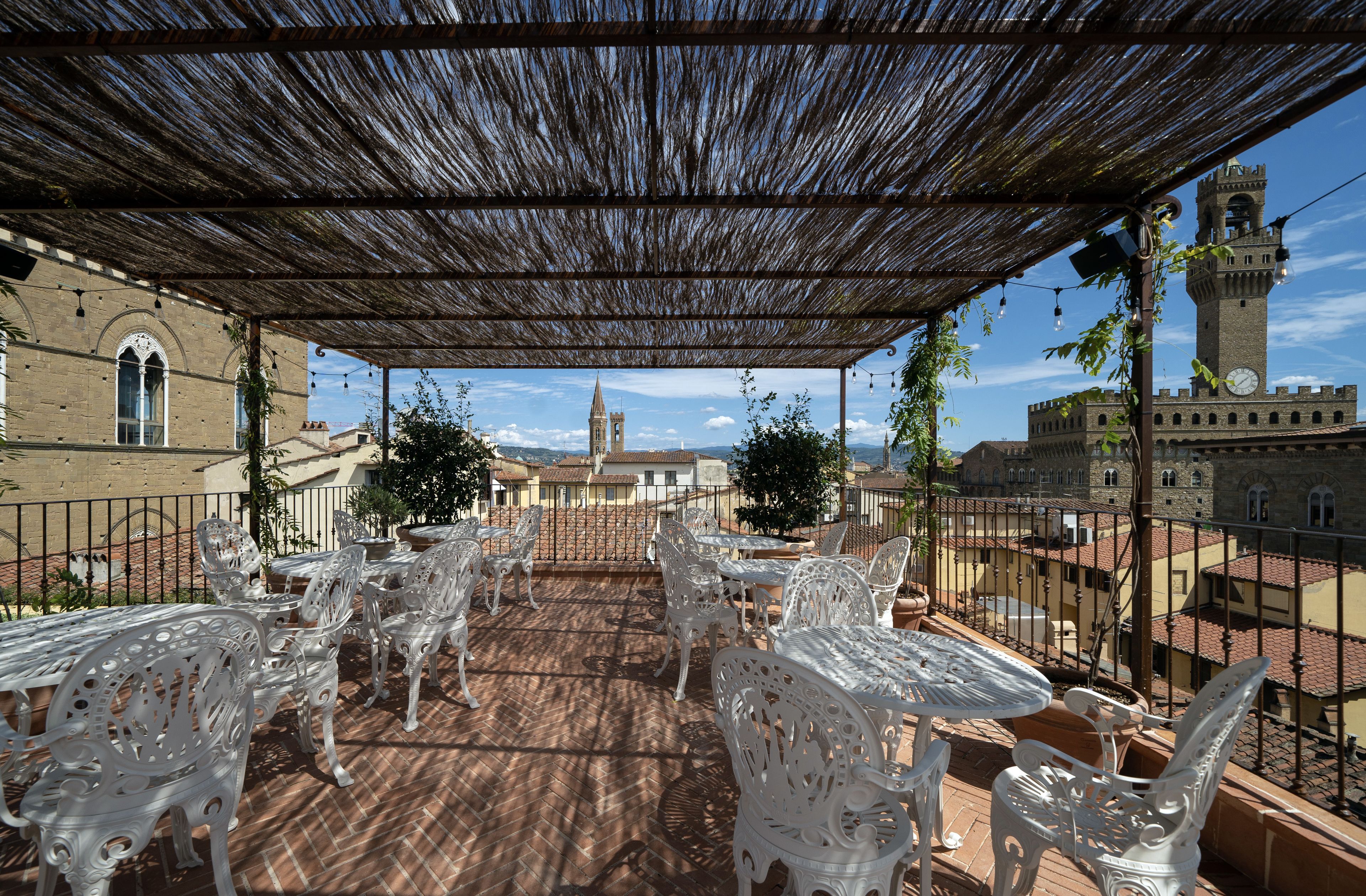 breakfast, lunch, dinner served; local and international cuisine