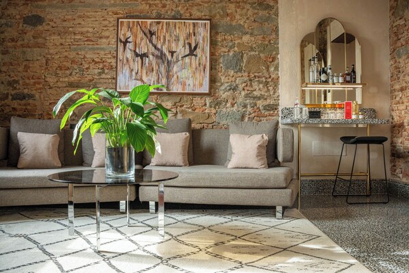 Executive Suite, 1 King Bed, City View, Tower