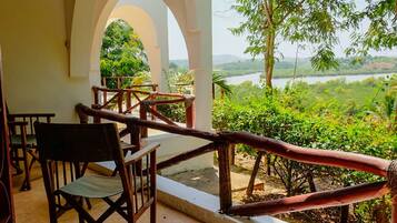 Family House | Terrace/patio