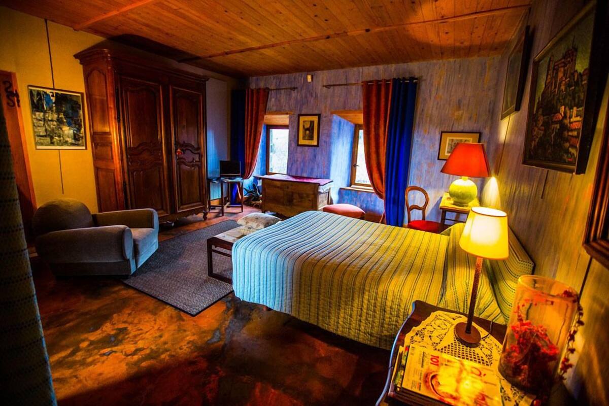 Twin Room, Balcony (Bleu) | 1 bedroom, desk, soundproofing, cribs (free)