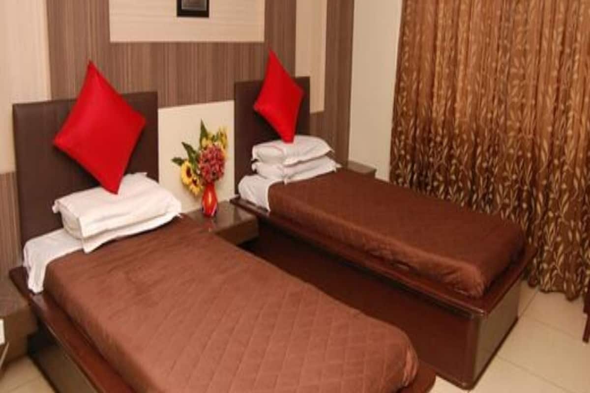 Suite | Brankas, setrika/meja setrika, Wi-Fi gratis, dan seprai linen