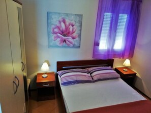 1 habitación, wifi gratis, ropa de cama y acceso para silla de ruedas 