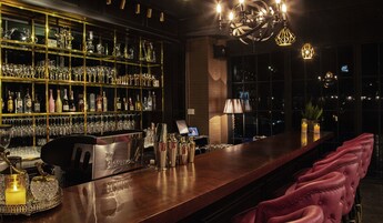 Bar (en la propiedad)