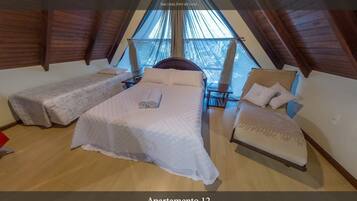 Quadruple Room | Minibar, desk, blackout drapes, free WiFi