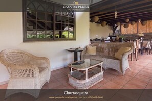 Interior detail - Pousada Casa de Pedra (Blumenau)