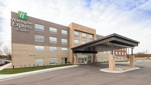 Exterior - Holiday Inn Express & Suites (Auburn)
