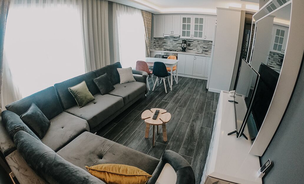 family room | 1 bedroom, in-room safe, soundproofing, free wifi