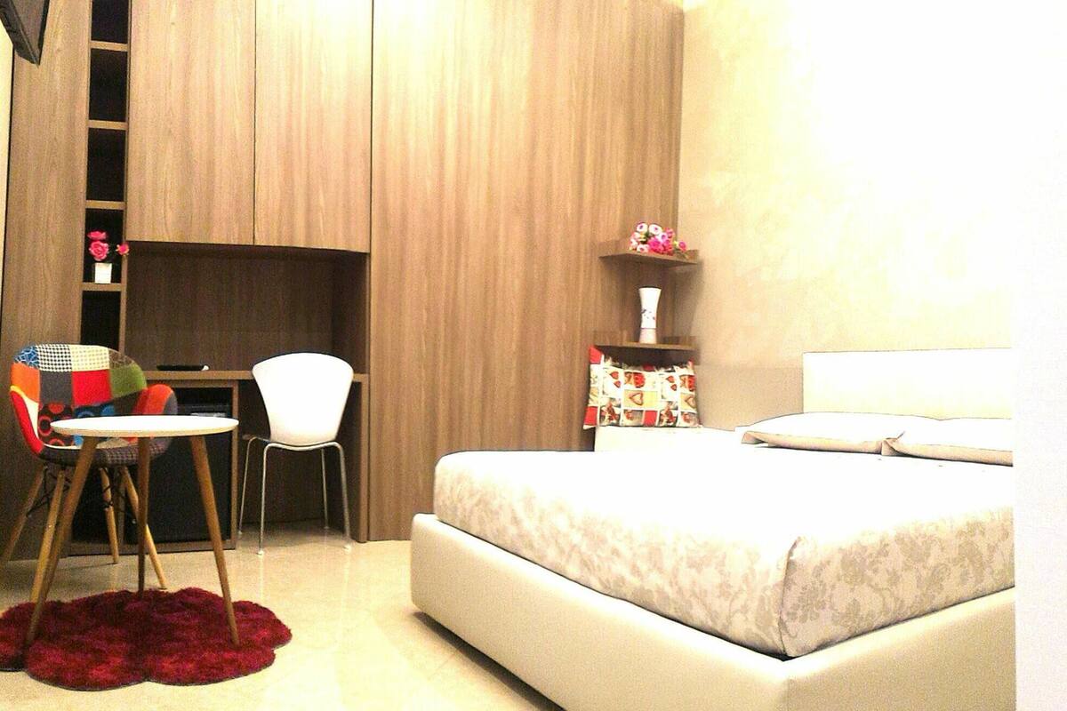 1 chambre, literie de qualité supérieure, couette en duvet d'oie