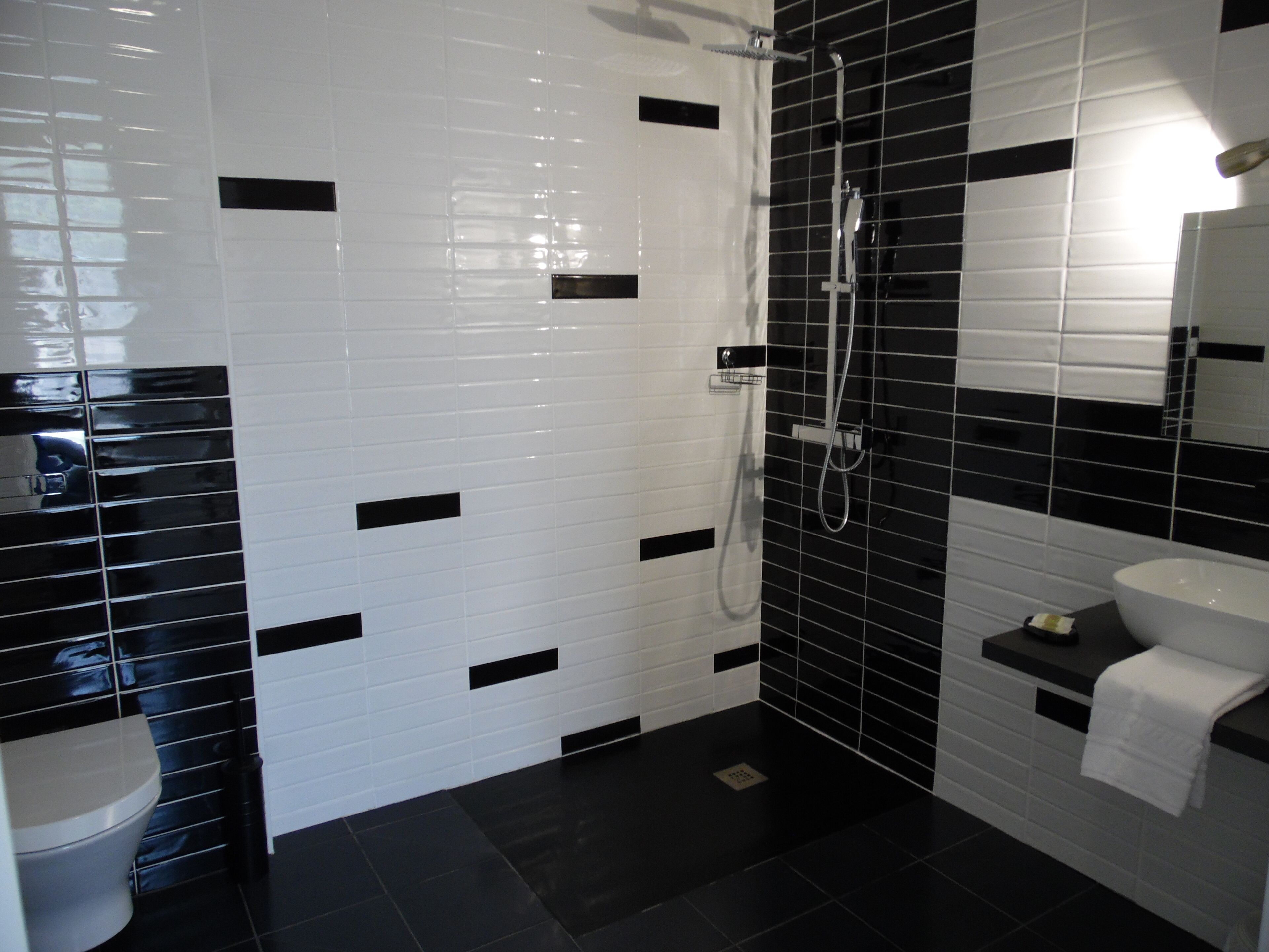 suite | bathroom | shower, towels