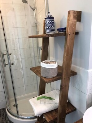 Bathroom - Aux Rosiers (Salies-de-Bearn)