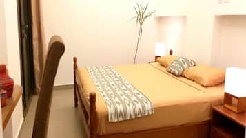 Comfort Villa | 3 bedrooms, premium bedding, desk, blackout curtains