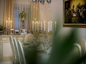 تناول الطعام