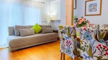 Apartemen (incl. Cleaning Fee 30 EUR) | Area keluarga | TV layar datar